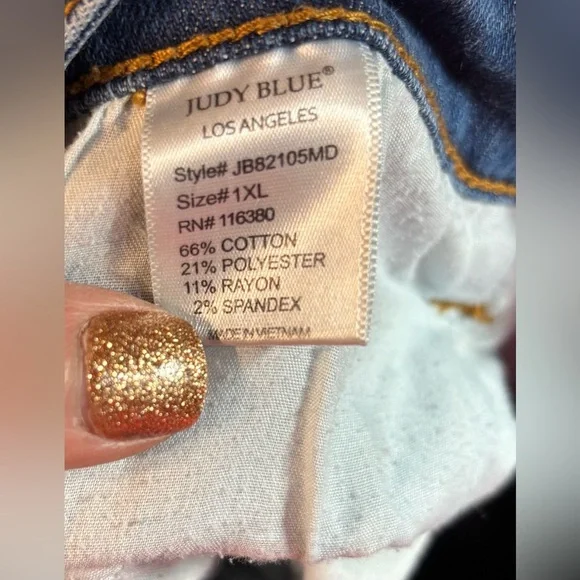 Judy Blue 1XL Straight Fit Distressed Raw Hem Stretch Jeans Plus Size - Picture 5 of 6